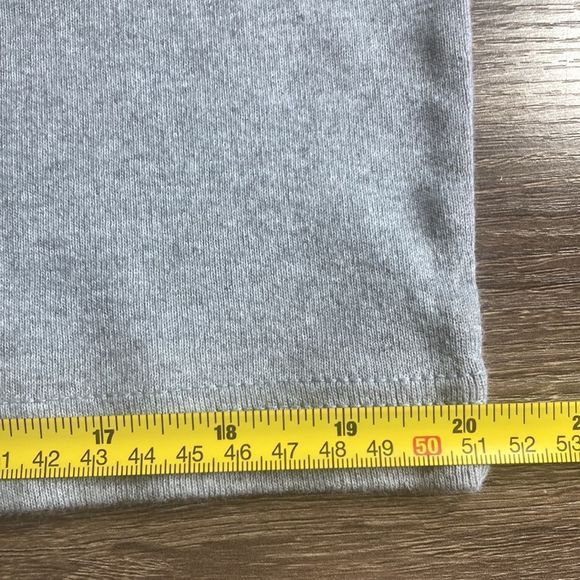 Juniors Vintage XXL Disney Mickey & Minnie Gray & Black Top - Picture 9 of 9